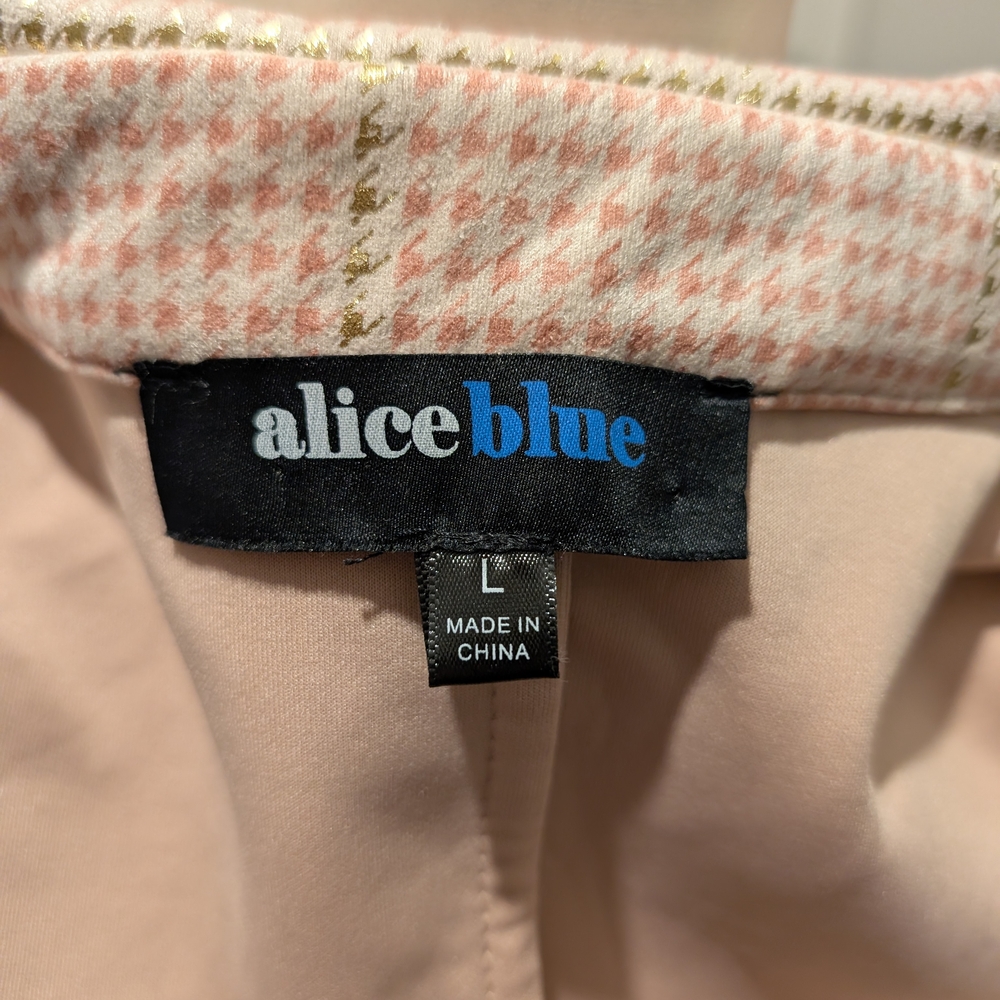 Alice Blue Taupe Garment - Picture 9 of 12